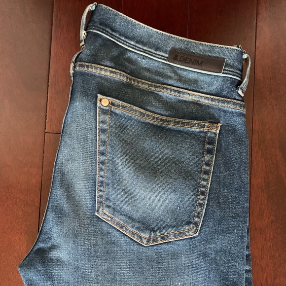 H&M Denim Slim 32 - Picture 3 of 3